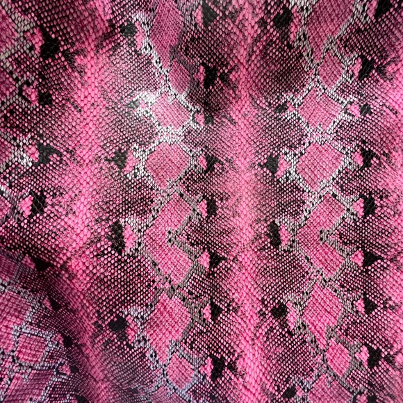 Saks 5th Avenue tote - Picture 1 of 3